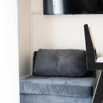 Pomegranate Luxury Penthouse Maisonette With Stunning Terrace #free Parking# By Binobi! *