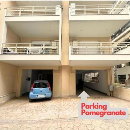 Pomegranate Luxury Penthouse Maisonette With Beautiful Terrace & Free Parking By Binobi ! Apartment